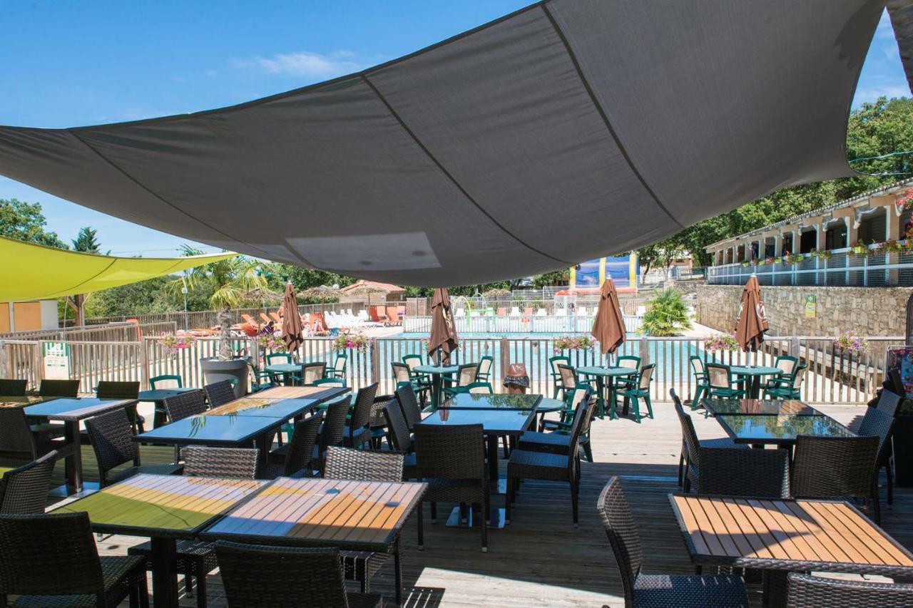 Camping Les Reflets Du Quercy Hotel Crayssac Ngoại thất bức ảnh