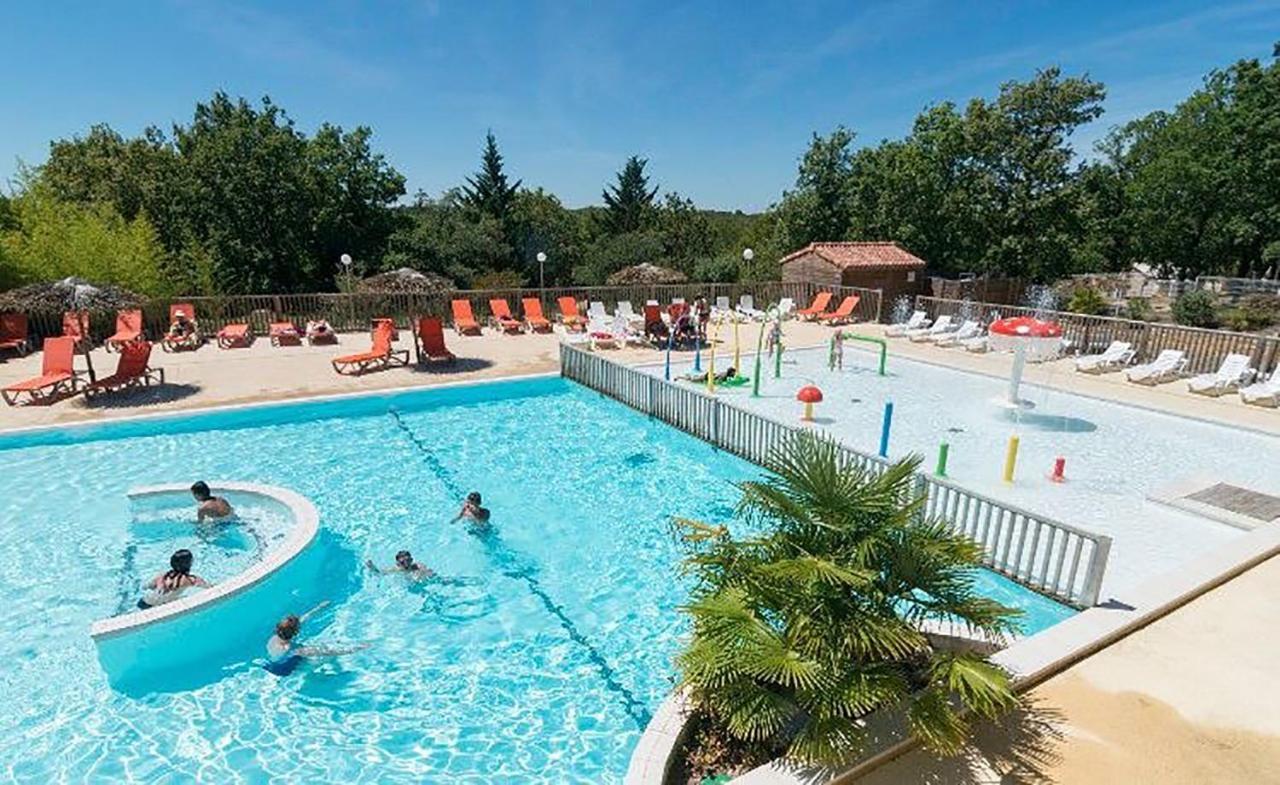 Camping Les Reflets Du Quercy Hotel Crayssac Ngoại thất bức ảnh