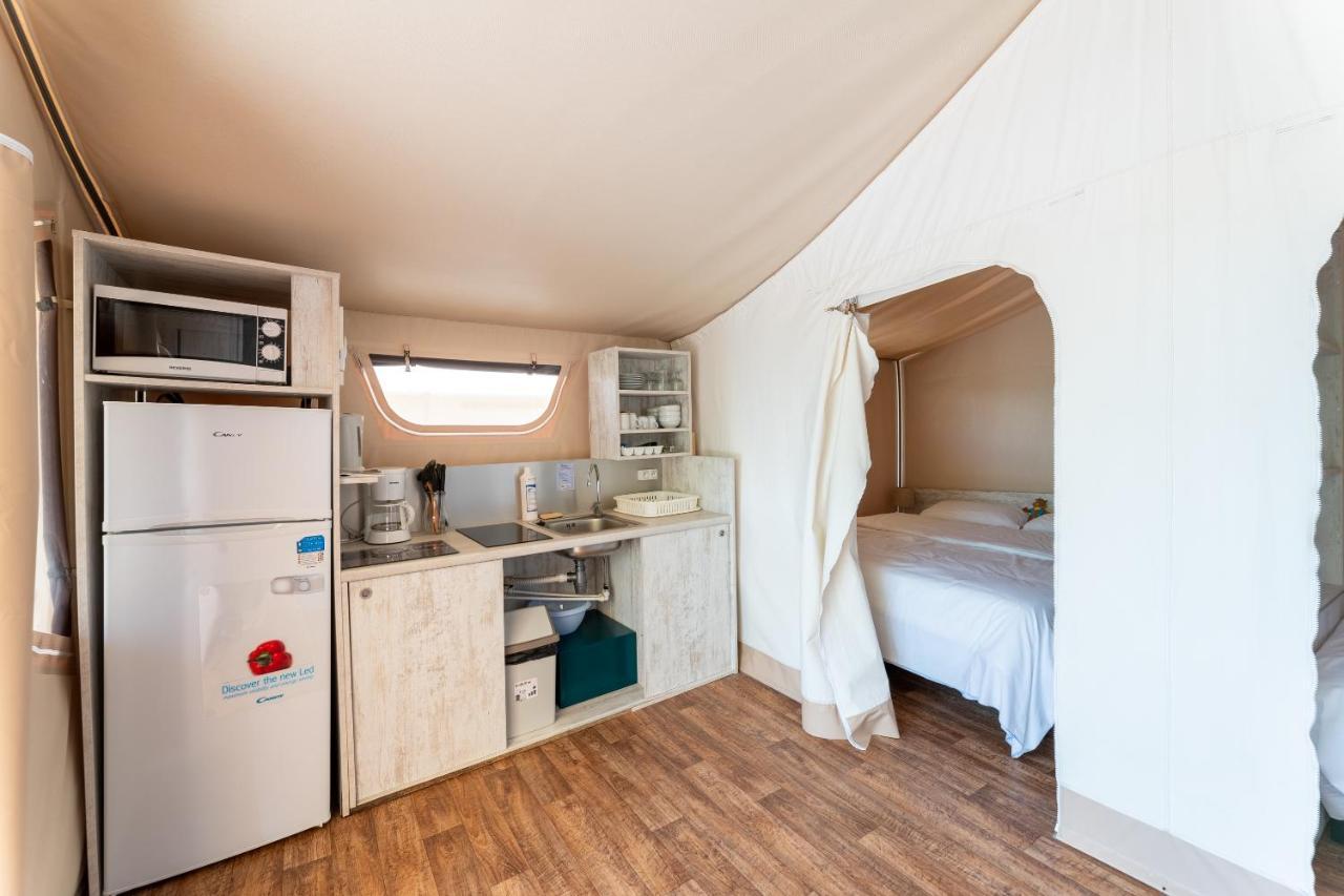 Camping Les Reflets Du Quercy Hotel Crayssac Ngoại thất bức ảnh