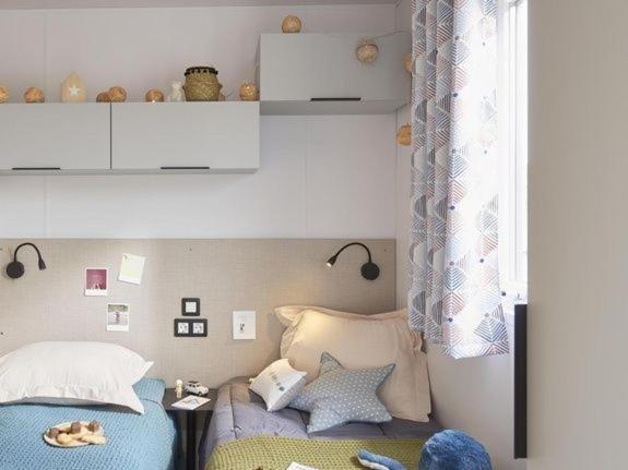 Camping Les Reflets Du Quercy Hotel Crayssac Ngoại thất bức ảnh