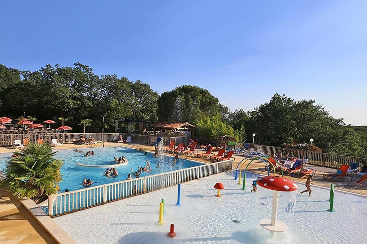 Camping Les Reflets Du Quercy Hotel Crayssac Ngoại thất bức ảnh